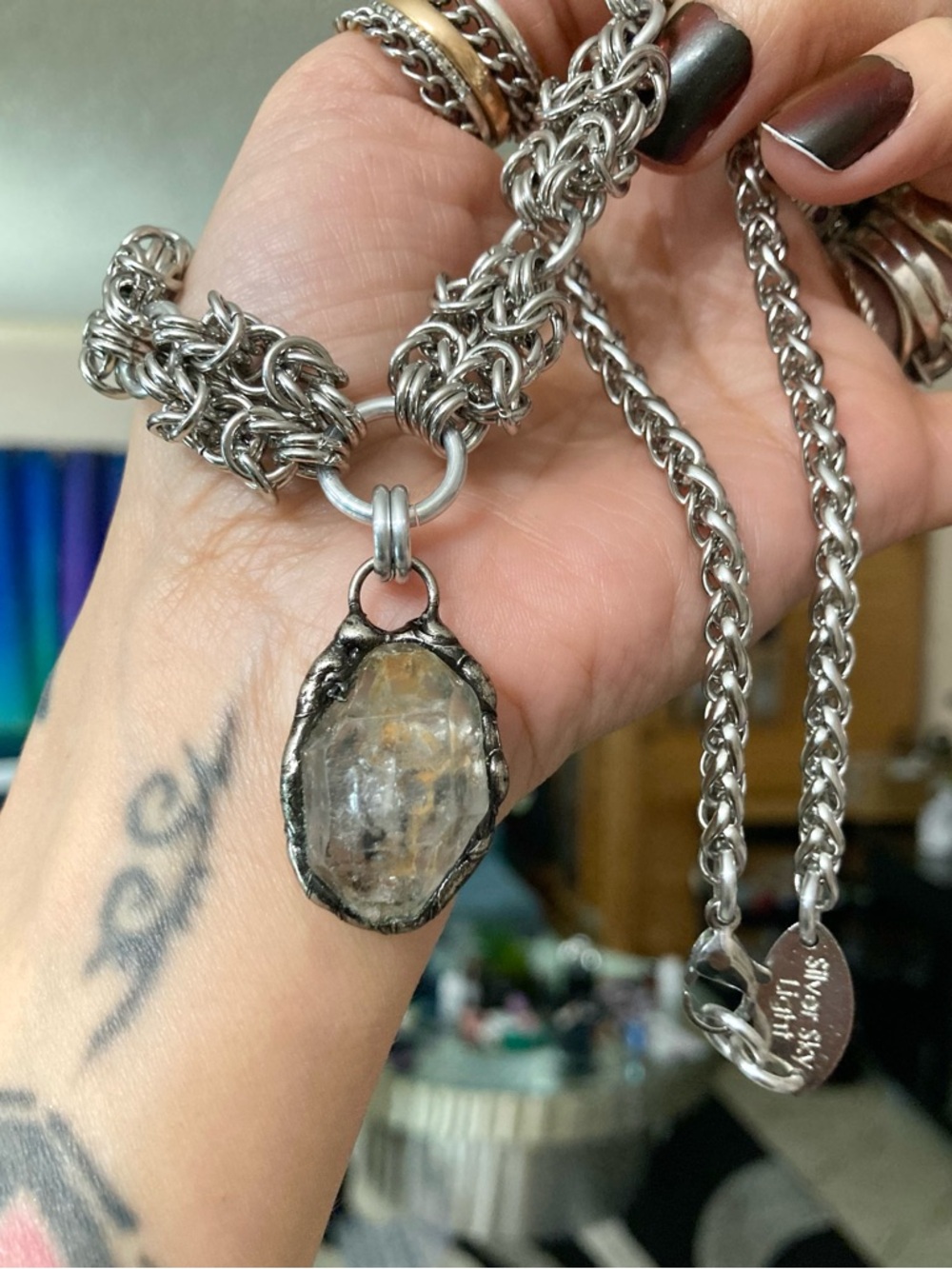 Raw Smoky herkimer diamond crystal on handmade maille stainless steel chain - Picture 3 of 14